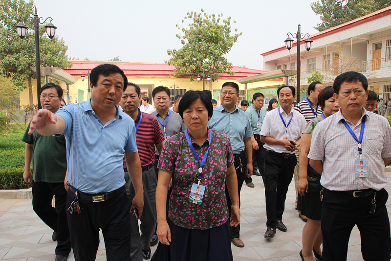 最后,县人大常委会副主任张瑞荣指出,今年以来,我县乡镇卫生院,村卫生